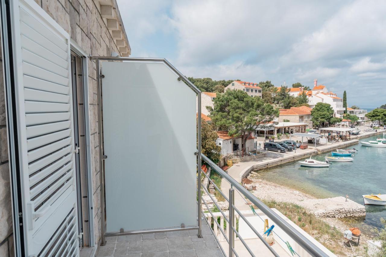 Guesthouse Kamarin Pomena Zewnętrze zdjęcie