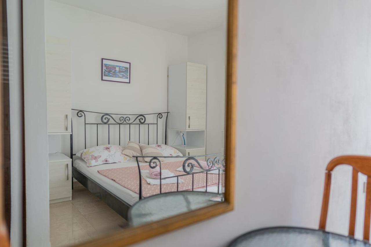 Guesthouse Kamarin Pomena Zewnętrze zdjęcie