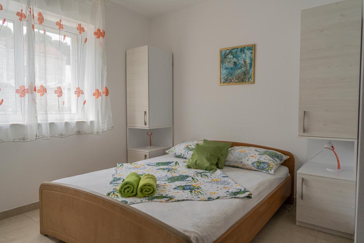 Guesthouse Kamarin Pomena Zewnętrze zdjęcie